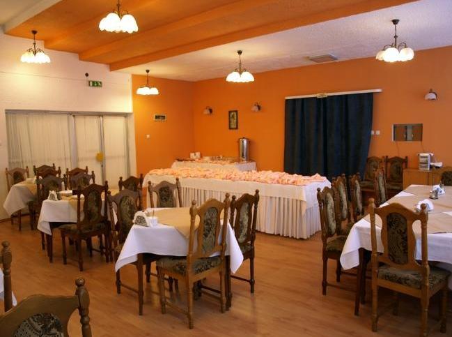 SekocinLesna Polana住宿加早餐旅馆 外观 照片